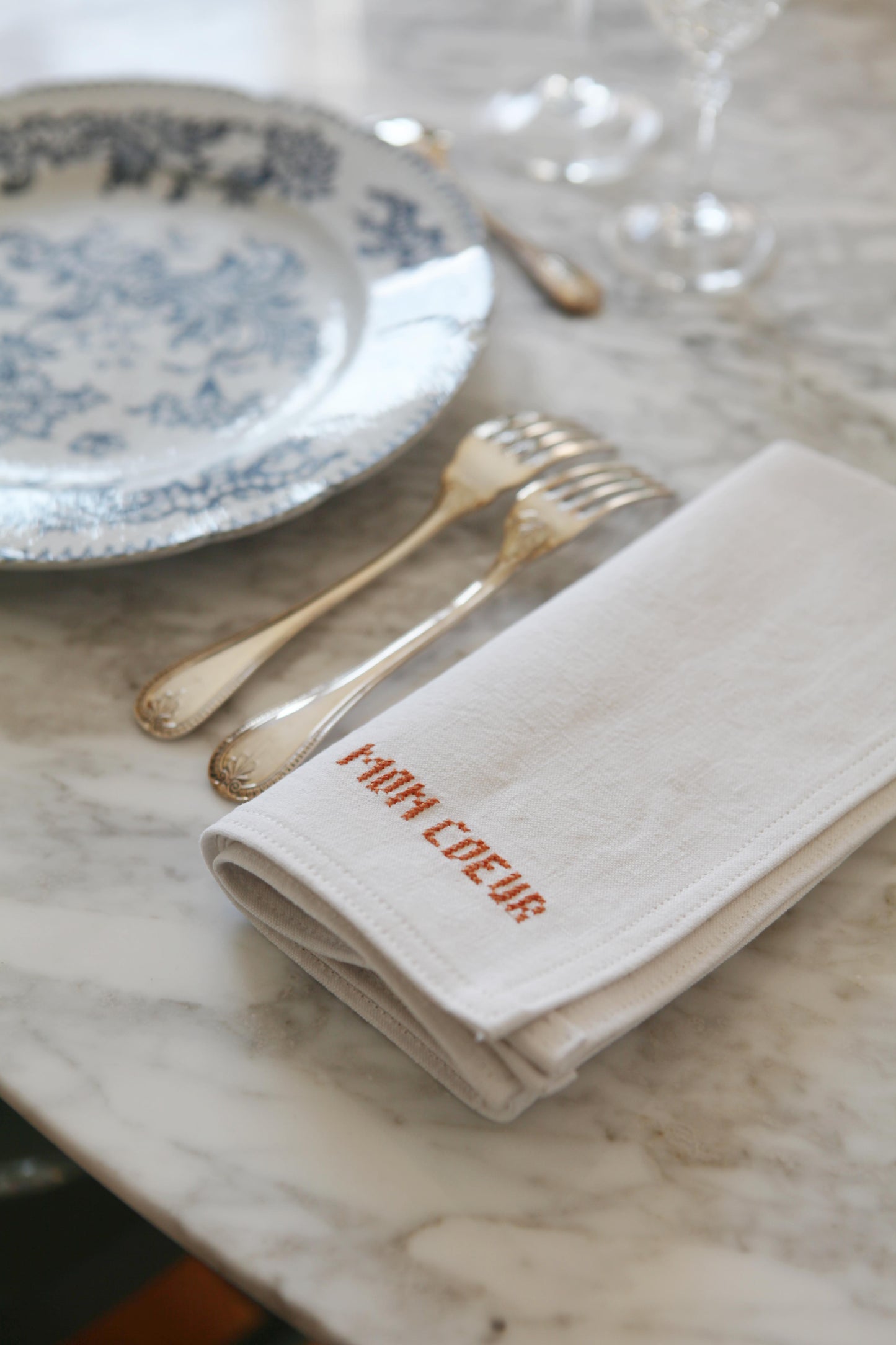 Personalized embroidered napkins. Individually.