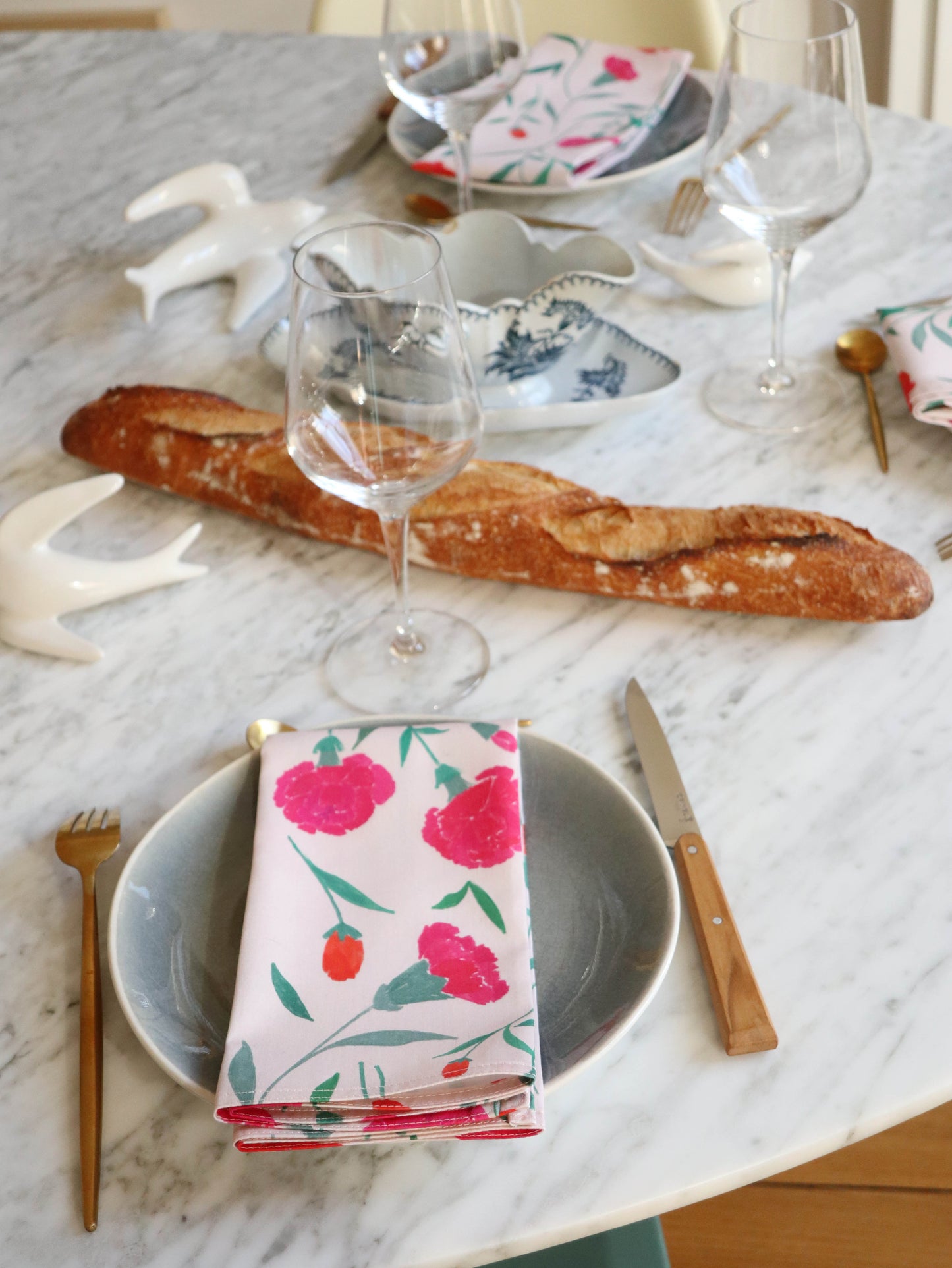 Serviettes de table *Oeillets*. À l'unité.