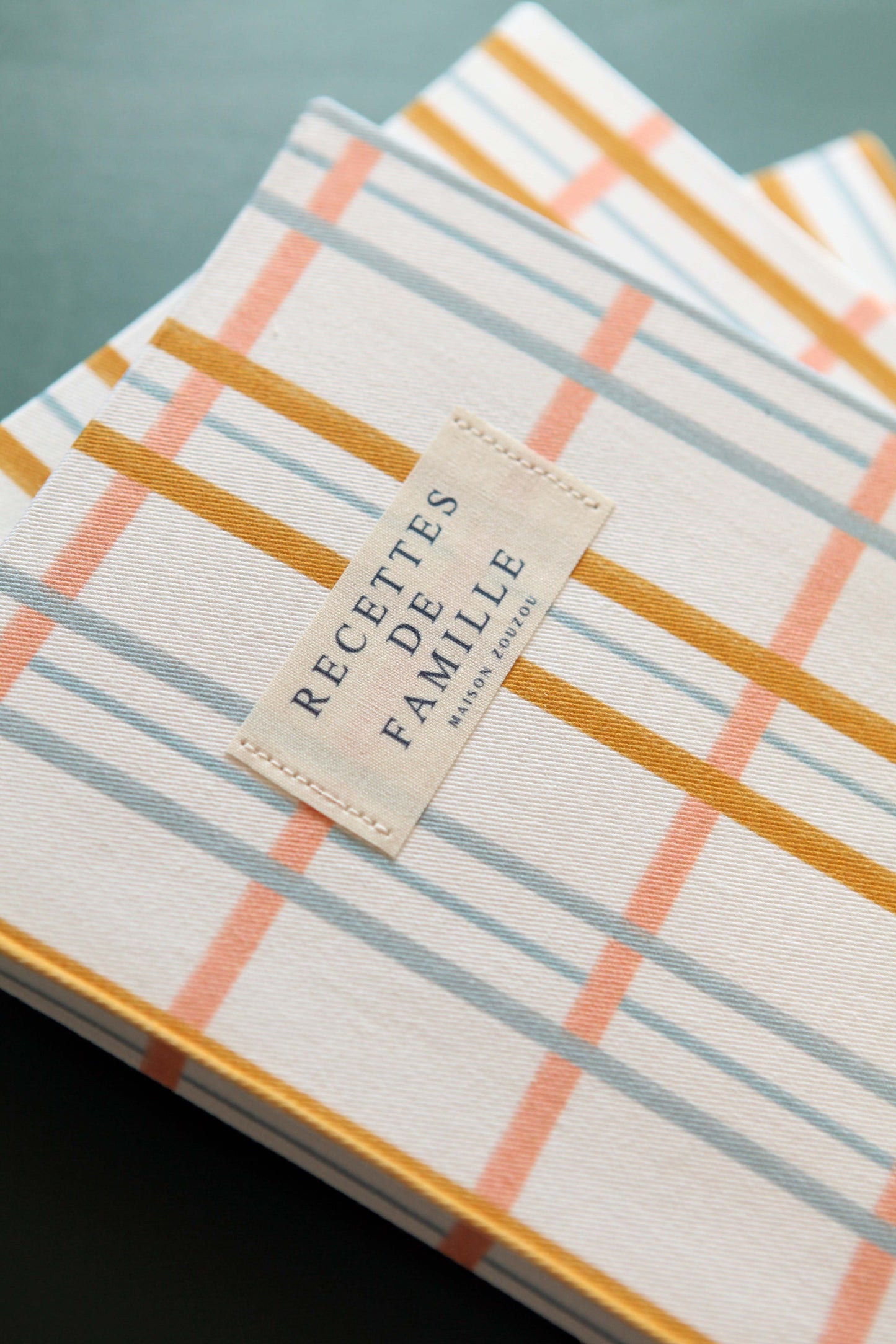 Carnet de recettes *carreaux*.